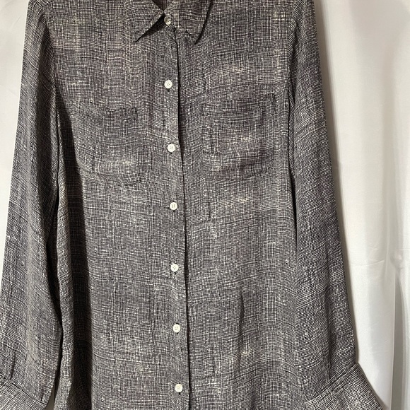 MICHAEL Michael Kors Tops - Michael Kors light weight blouse size small.